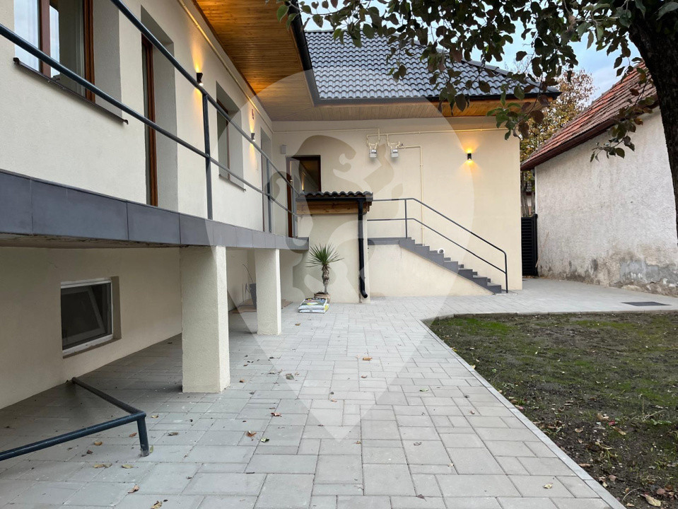 Casa 3 camere 100 mp - Brasov / Centru Civic  / Saturn / Calea Bucuresti