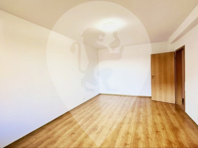 Apartament 2 camere cu loc de parcare Tractorul / Casa Nobel /  Coresi Mal 