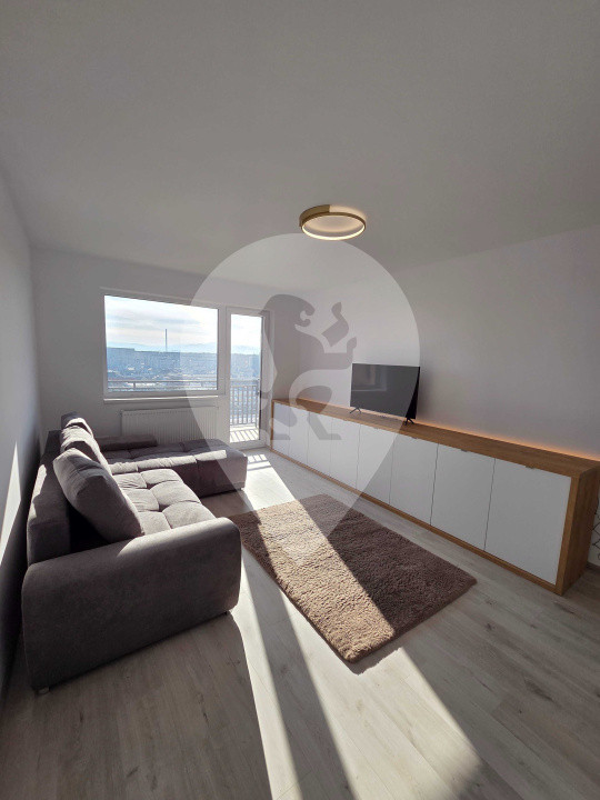 DE ÎNCHIRIAT apartament 3 camere CORESI