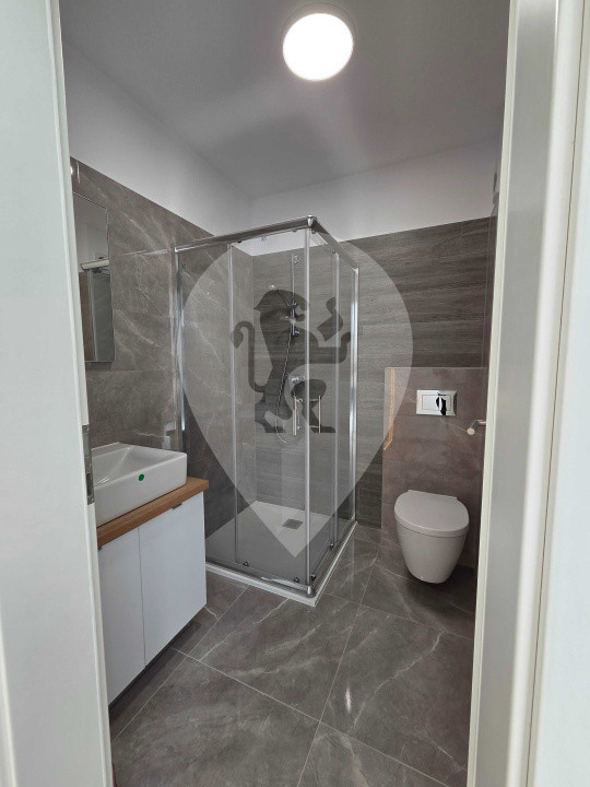 DE ÎNCHIRIAT apartament 3 camere CORESI