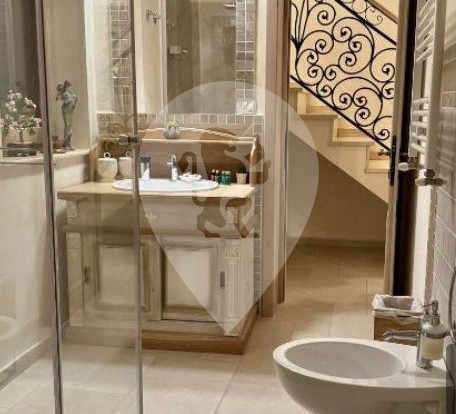 Casa Lux  160 mp  Brasov / Tractorul / Coresi Mall 