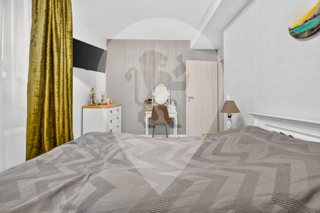 Tractorul-Apartament 2 camere, decomandat, 50 m²