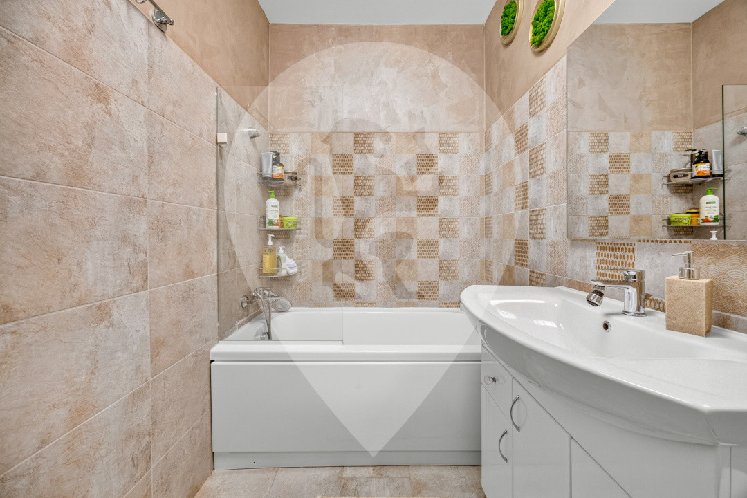 Tractorul-Apartament 2 camere, decomandat, 50 m²