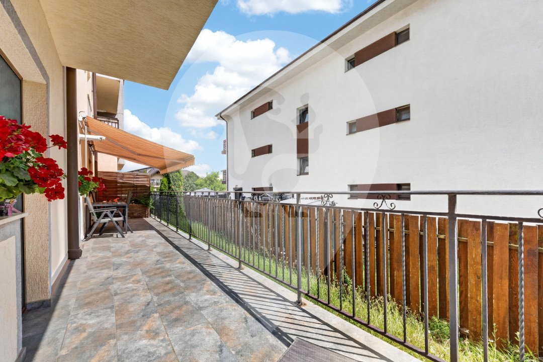 Tractorul-Apartament 2 camere, decomandat, 50 m²