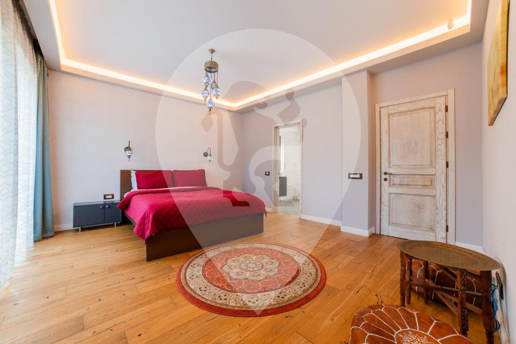 Casa lux 237 mp -  5 camere  -  cartier Noua Brasov