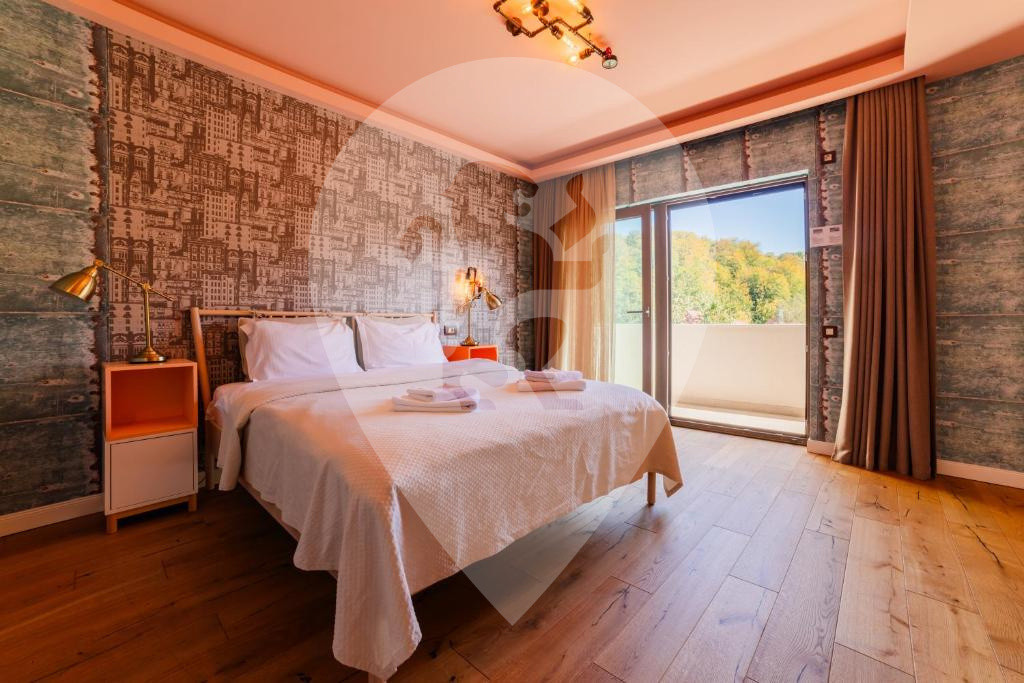 Casa lux 237 mp -  5 camere  -  cartier Noua Brasov