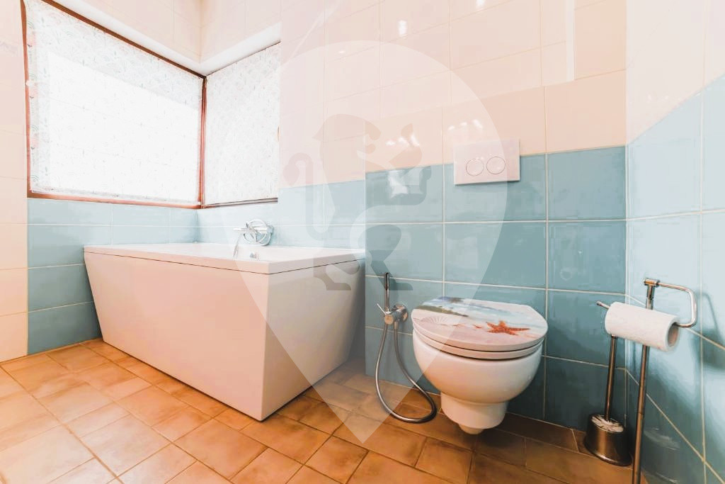 Casa lux 237 mp -  5 camere  -  cartier Noua Brasov