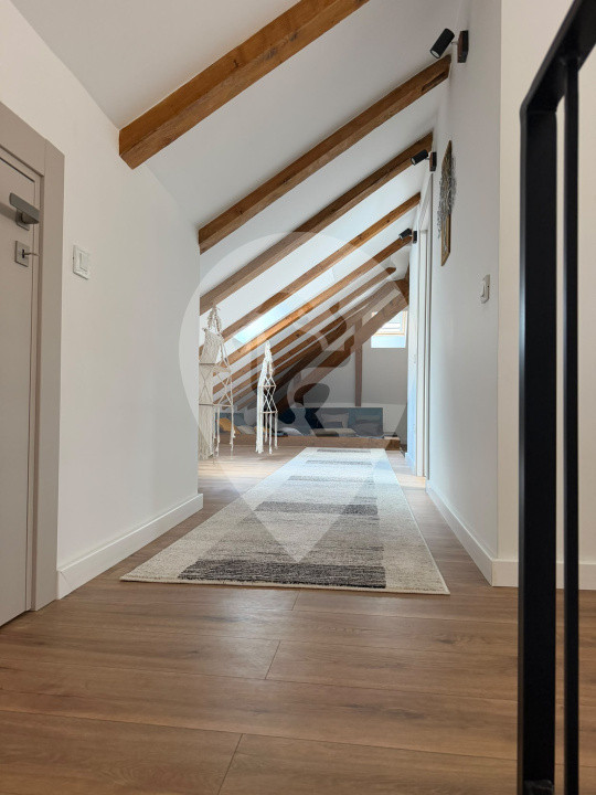 Casa 4 camere - 160 mp- Centru istoric Brasov