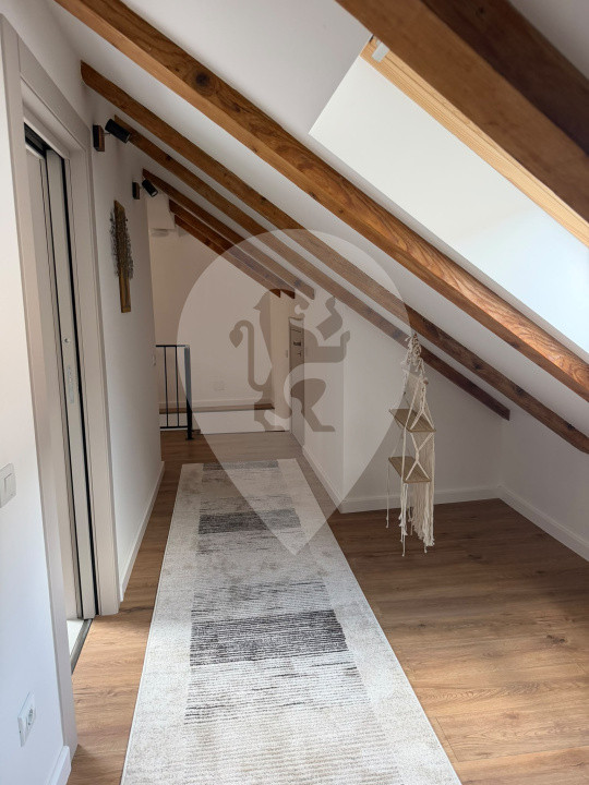 Casa 4 camere - 160 mp- Centru istoric Brasov