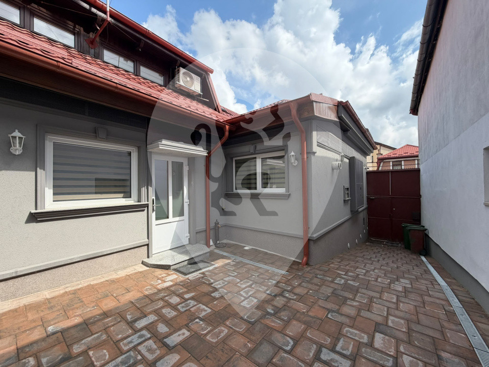 Casa 4 camere - 160 mp- Centru istoric Brasov