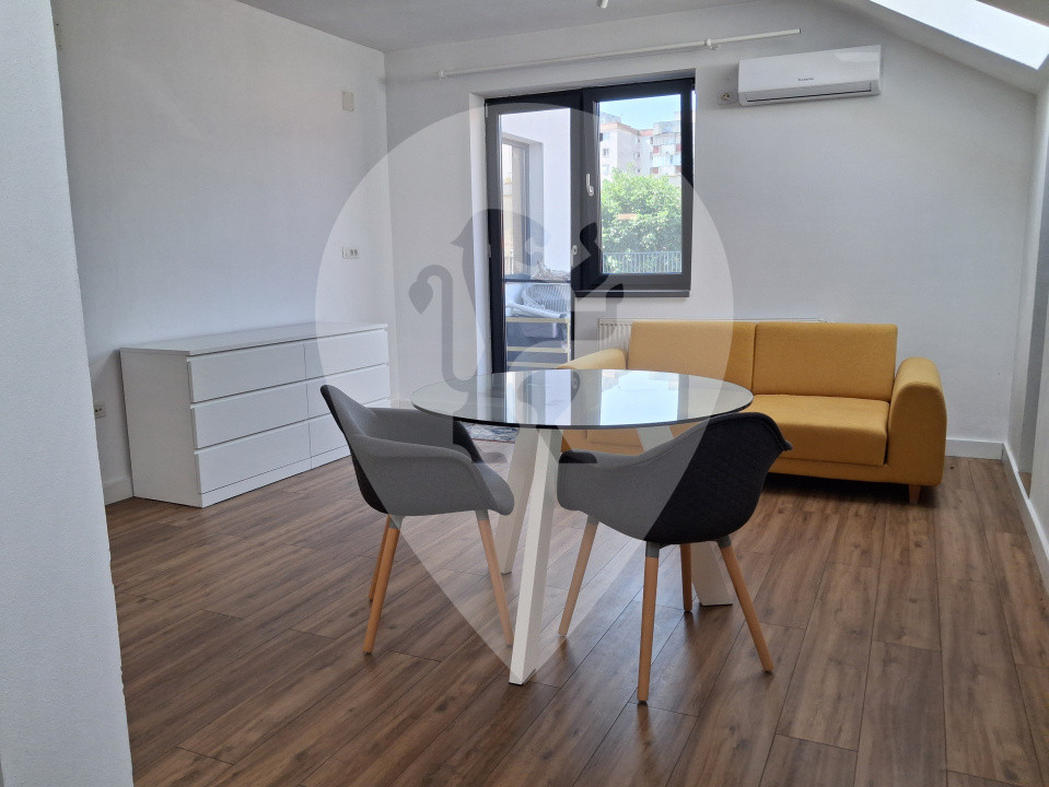 Zona Florilor-Apartament 3 camere, open-space| 83 m²
