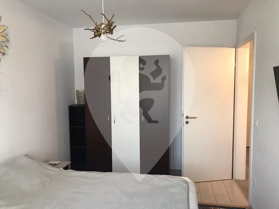 Apartament 2 camere, zona Tractorul-Închiriere