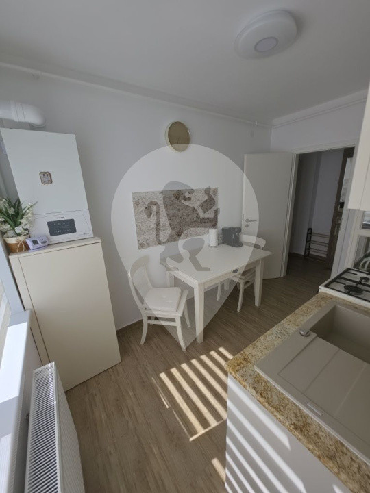 Centrul Civic| Apartament 2 camere, decomandat| De închiriat