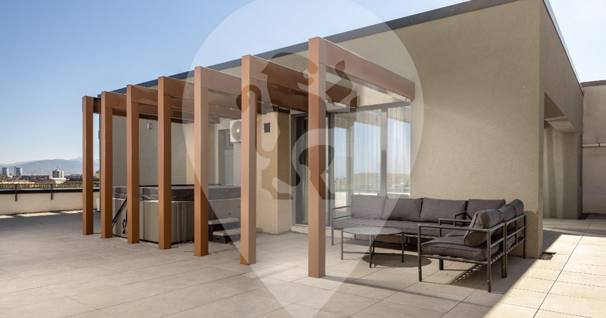 Penthouse  4 camere 100 mp , cu jacuzzi și terasă 160 mp /  Coresi  Avantgarden 