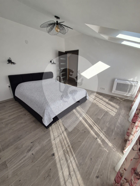 Apartament 4 camere, pe 2 nivele  - 128 mp  -  Centru civic  -  Aurel Vlaicu