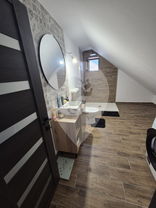 Apartament 4 camere, pe 2 nivele  - 128 mp  -  Centru civic  -  Aurel Vlaicu