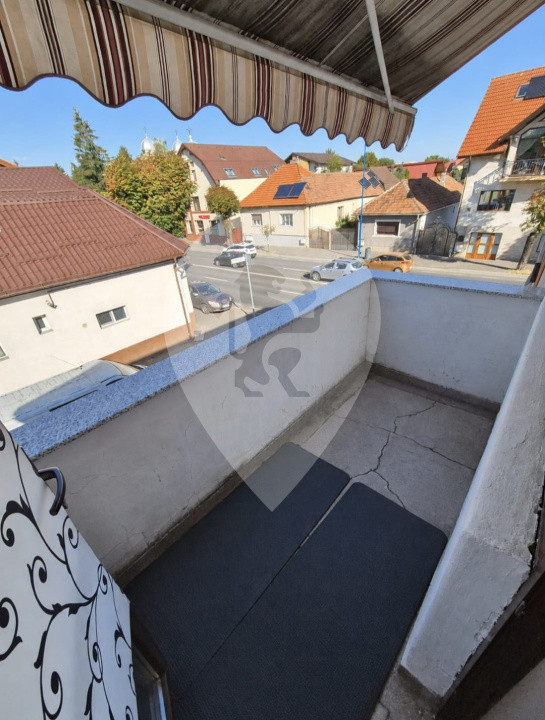 Apartament 4 camere, pe 2 nivele  - 128 mp  -  Centru civic  -  Aurel Vlaicu