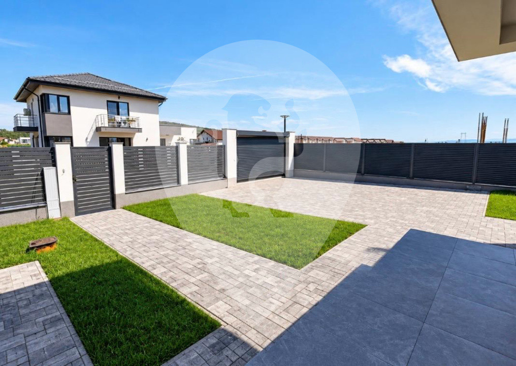 Casă tip duplex 4 camere 120 mp | teren 310 mp | Sânpetru, Brașov | Proiect nou