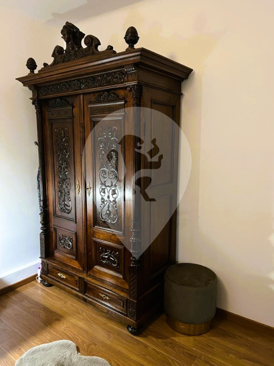 Apartament 3 camere, 2 bucătării , 2 băi / 76 mp /Centru istoric/ Piata Sfatului