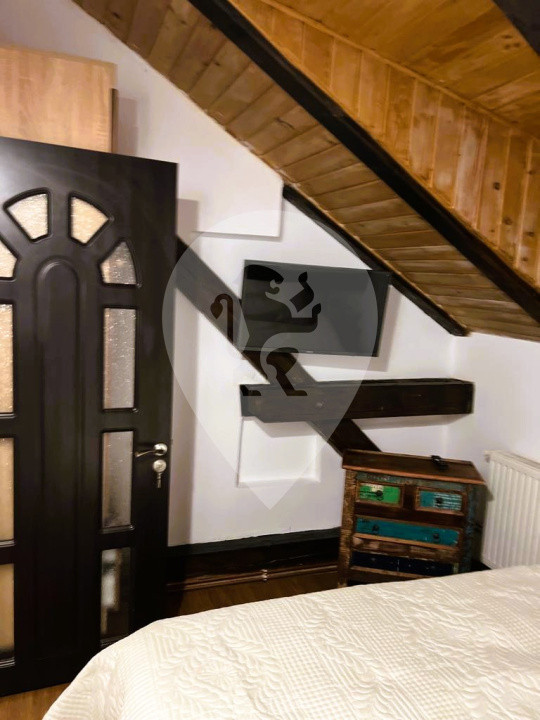 Apartament 3 camere, 2 bucătării , 2 băi / 76 mp /Centru istoric/ Piata Sfatului