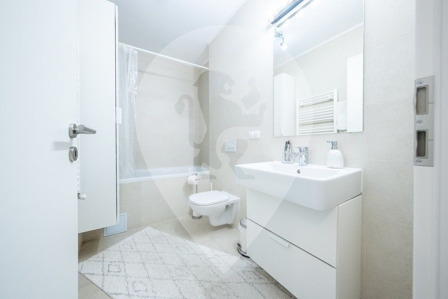 Apartament de închiriat| 2 camere, decomandat| loc de parcare| Kasper Residence