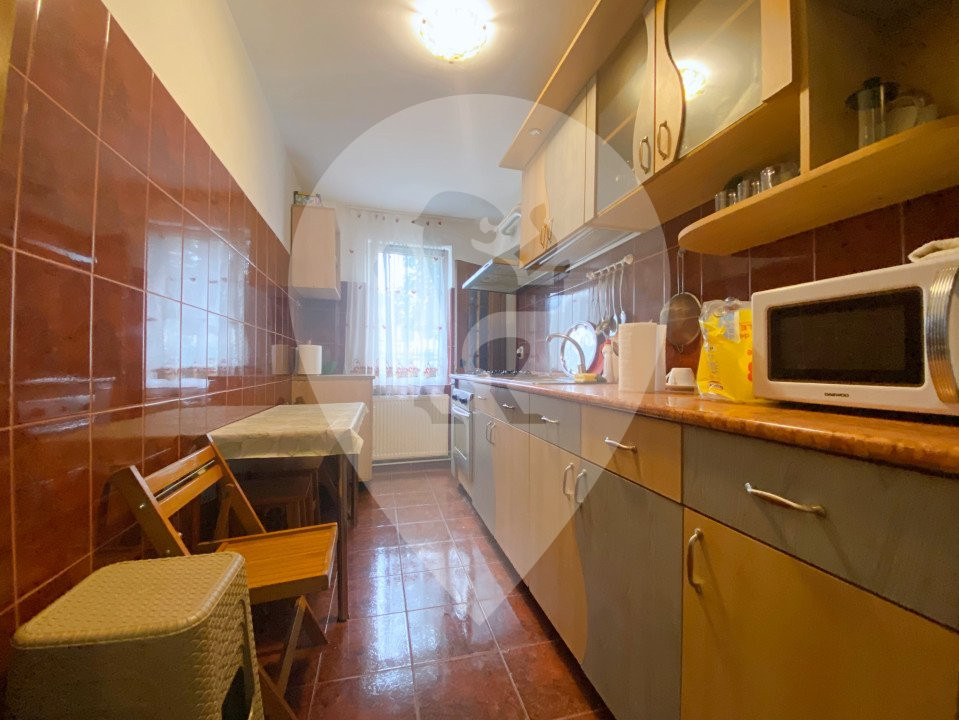 Apartament decomandat cu 2 camere,grivitei 46