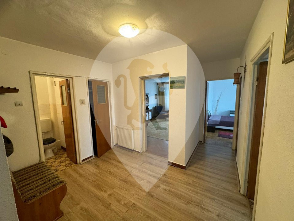 Apartament 3 camere -Centru 