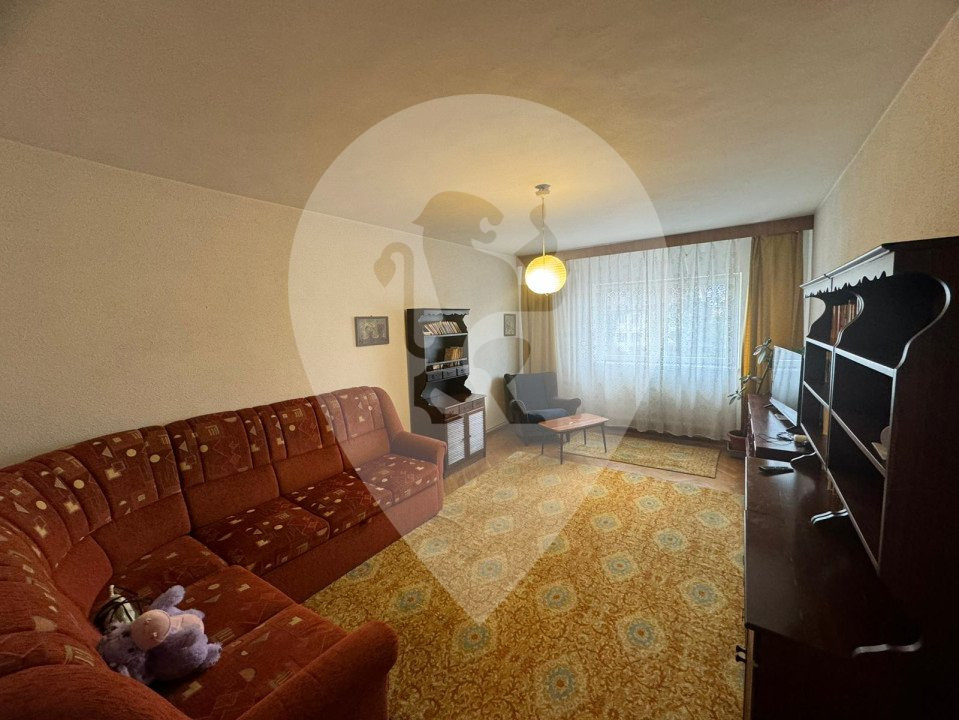 Apartament 3 camere -Centru 