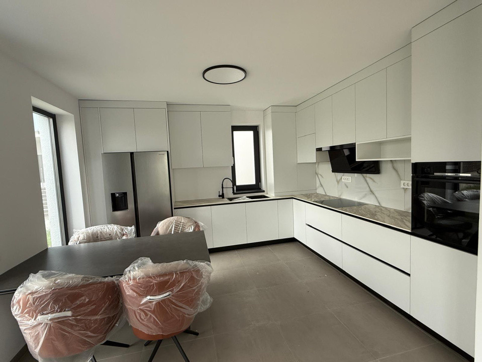 Casă de tip duplex Ghimbav