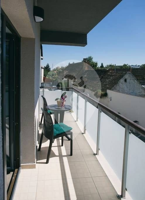 Apartament cu 2 Camere | Ultracentral | Brasovul Vechi