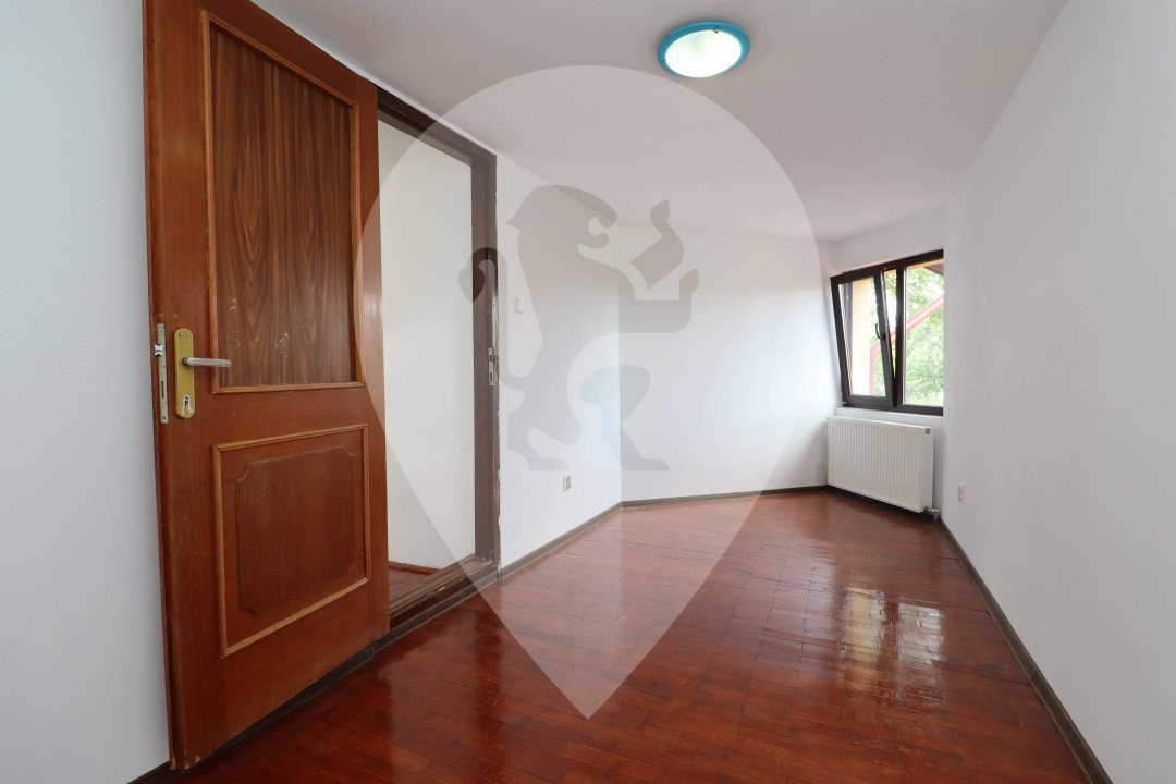 Casǎ 105 mp Str. Matei Corvin