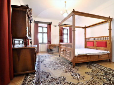 Apartament cu 2 Camere de Închiriat în Brașov - Centrul Istoric