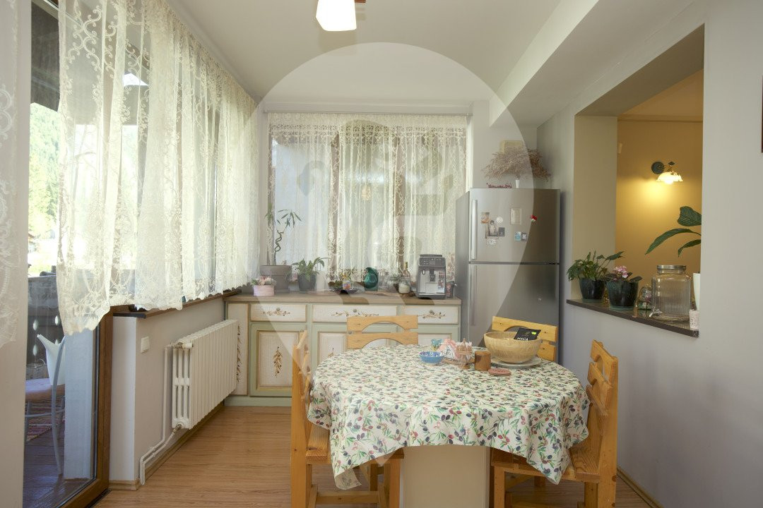 APARTAMENT MODERN CU 4 CAMERE ÎN POIANA BRASOV