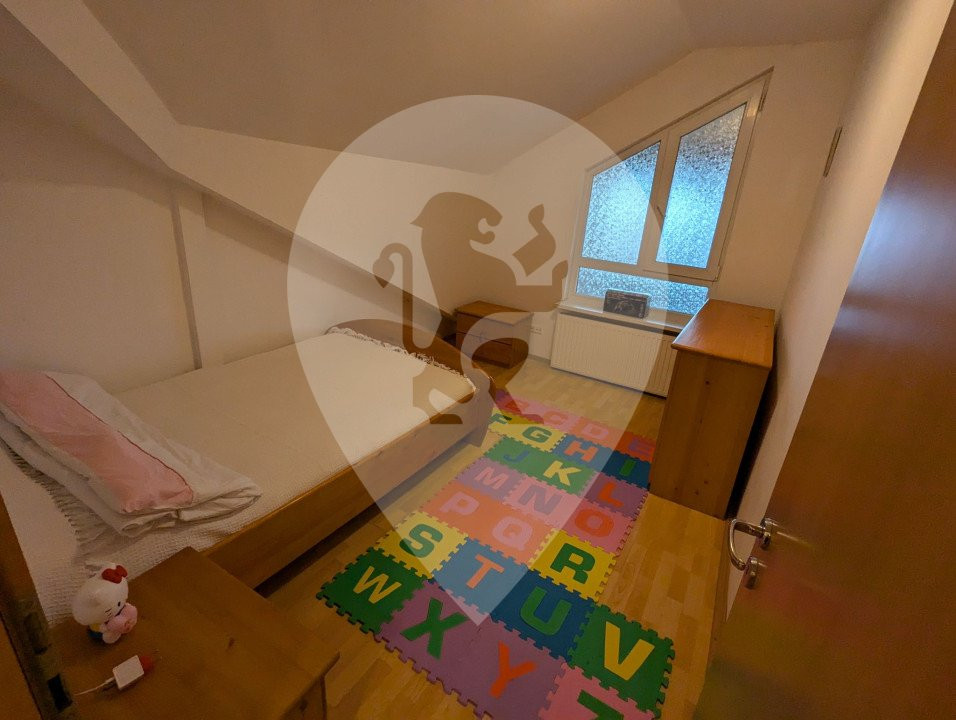 Apartament 4 camere în Poiana Brașov