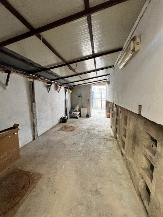 Casa 4 camere, zona Aurel Vlaicu