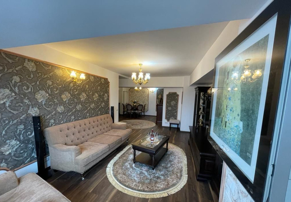 Apartament 3 Camere |Alba Iulia | Centrala | AC | Parcare 
