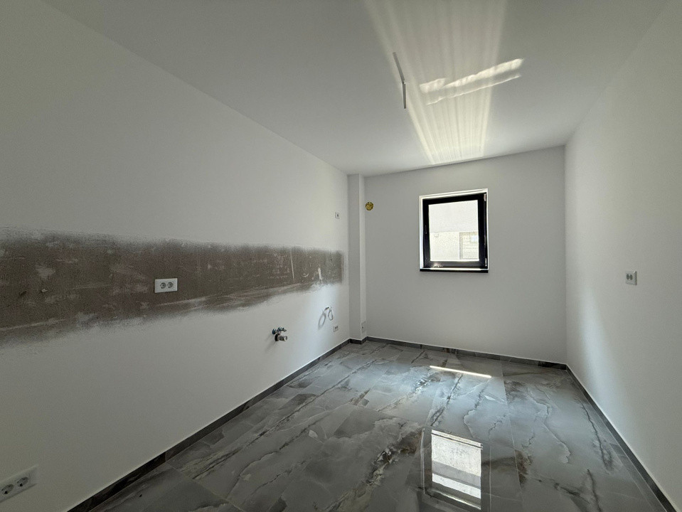 Apartament 2 camere spatios- Brasov, Zona Tractorul