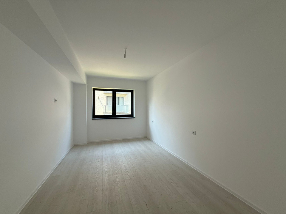 Apartament 2 camere spatios- Brasov, Zona Tractorul