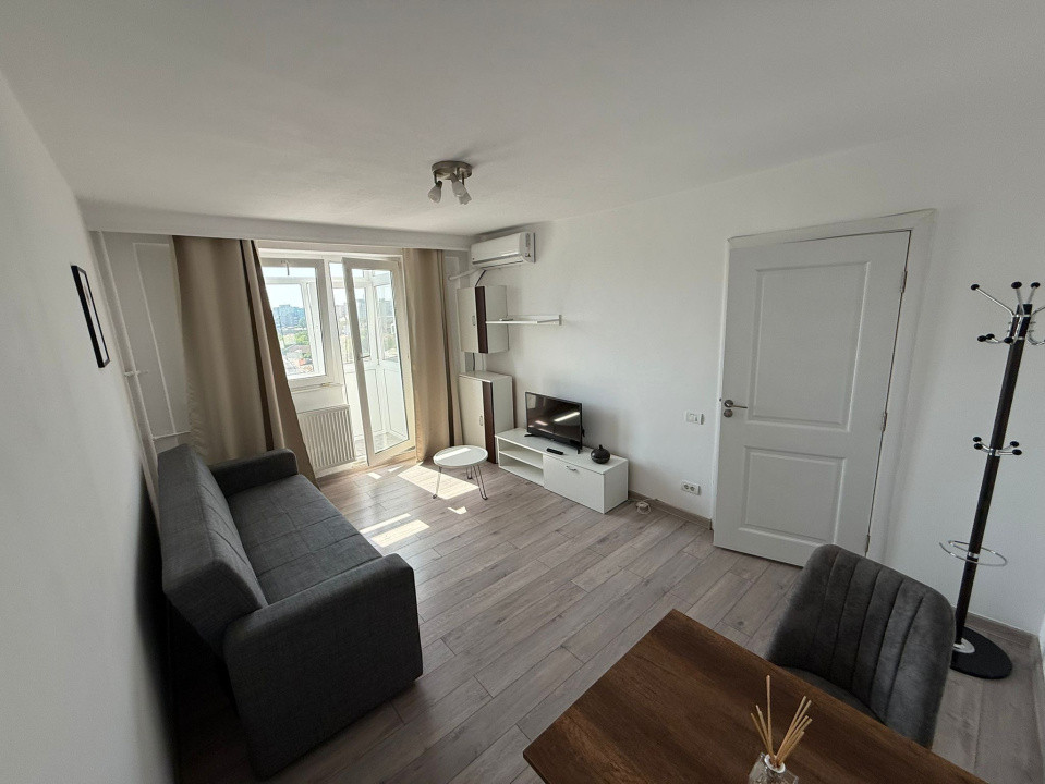 Apartament 2 camere de închiriat | Piața Victoriei | Complet renovat 