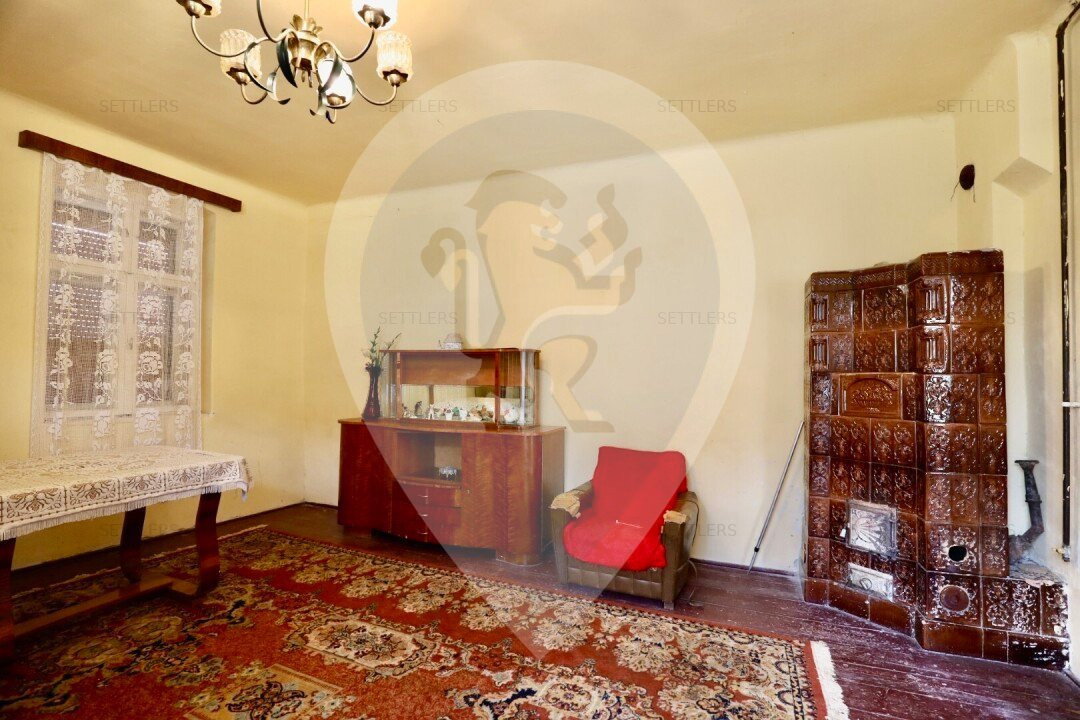 Corp de casa Ghimbav Central + teren 860 mp