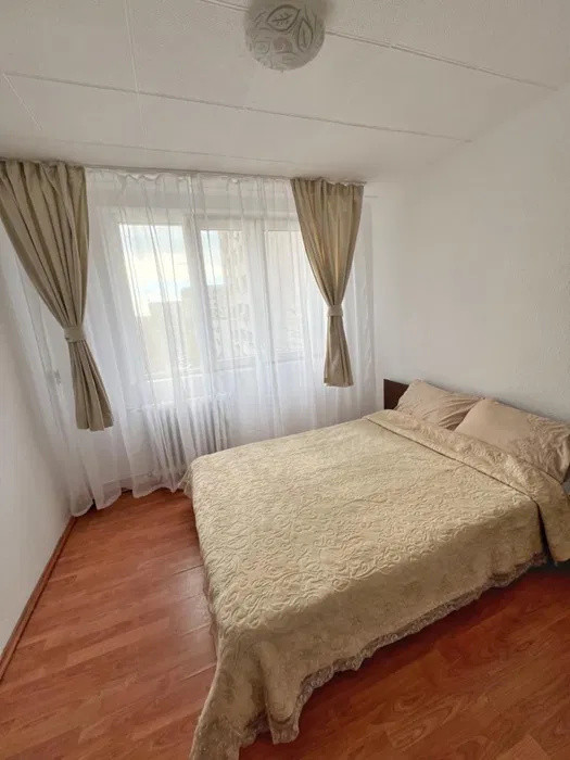 SE ÎNCHIRIAZĂ APARTAMENT SPAȚIOS CU 3 CAMERE – BLD. 1 DECEMBRIE 1918