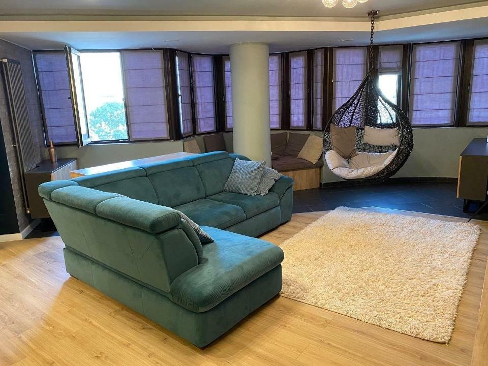 3 Camere | Decebal |  Decomandat | AC | Metrou | Lux