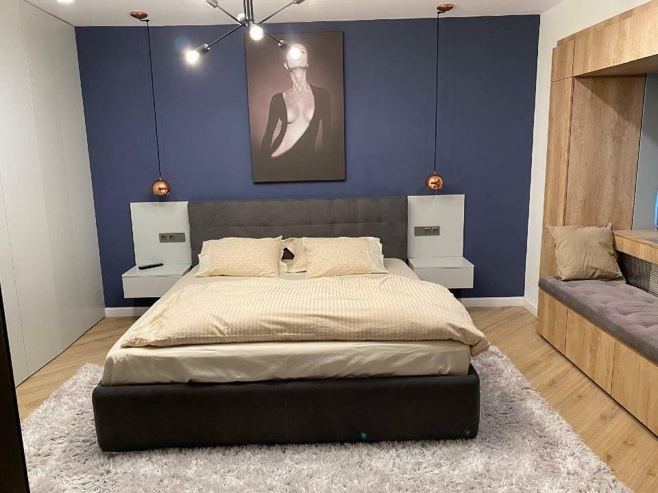 3 Camere | Decebal |  Decomandat | AC | Metrou | Lux