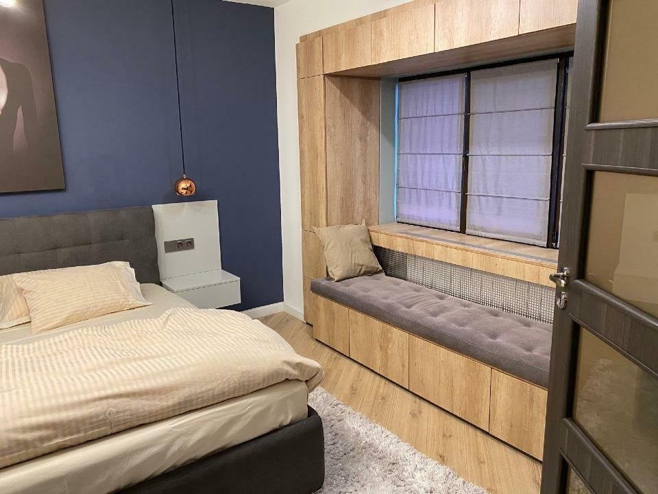 3 Camere | Decebal |  Decomandat | AC | Metrou | Lux