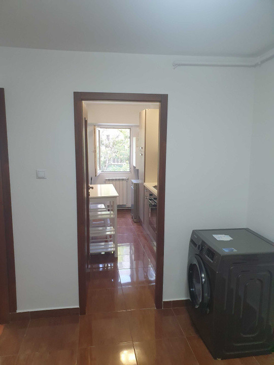 Garsoniera |  Unirii | Nerva  Traian | AC | Metrou | Centrala propie