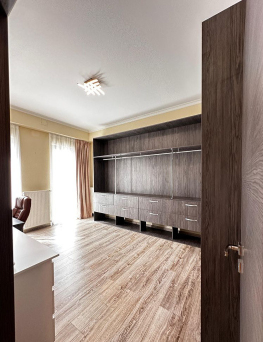 3 Camere | Univeristate | Parcare  | Metrou