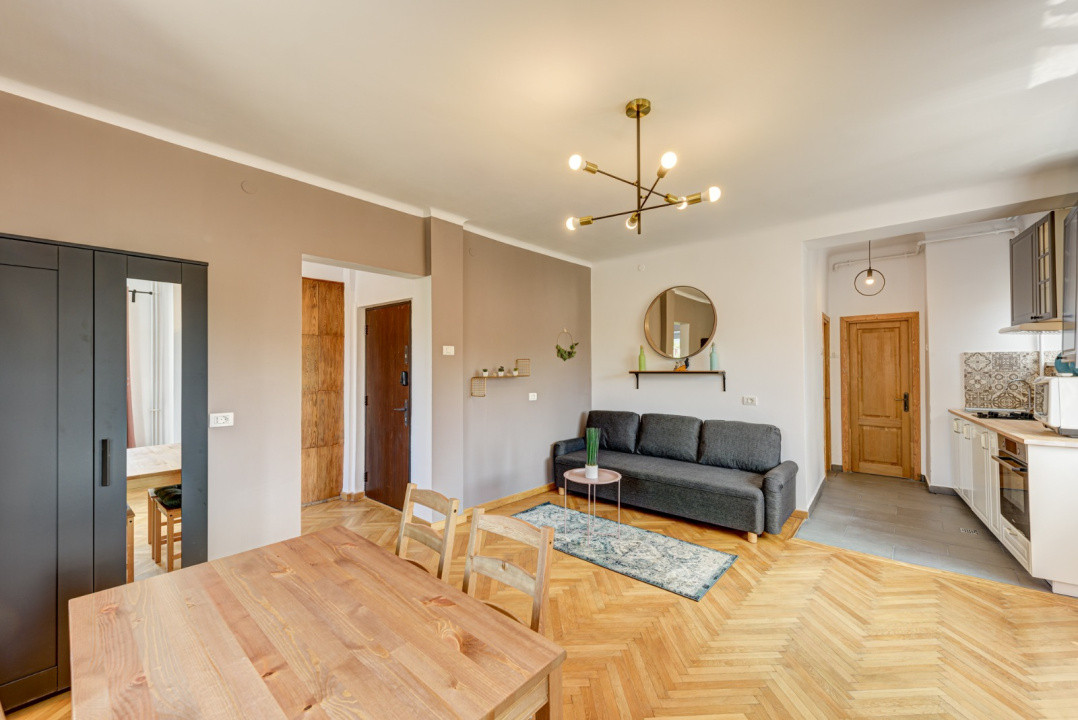 Apartament 3 Camere | Hristo Botev | Centrala Proprie