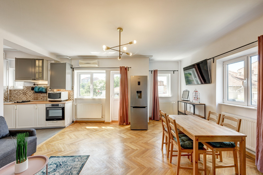 Apartament 3 Camere | Hristo Botev | Centrala Proprie