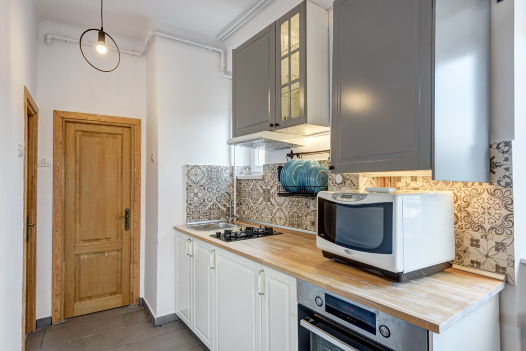 Apartament 3 Camere | Hristo Botev | Centrala Proprie