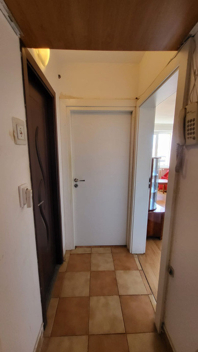 Chirie-apartament 2 camere, zona Astra